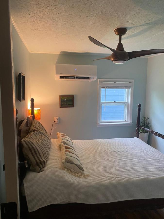 Boho-Chic Travel Pad - Unit 2 Apartment บลูมมิงตัน ภายนอก รูปภาพ